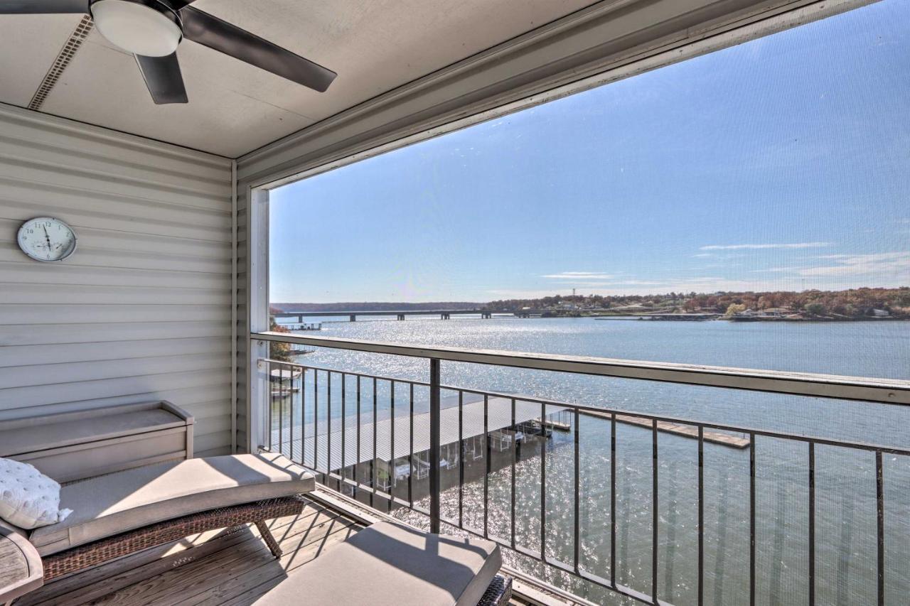 Sunny Osage Beach With Balcony And Lakefront View Exterior foto